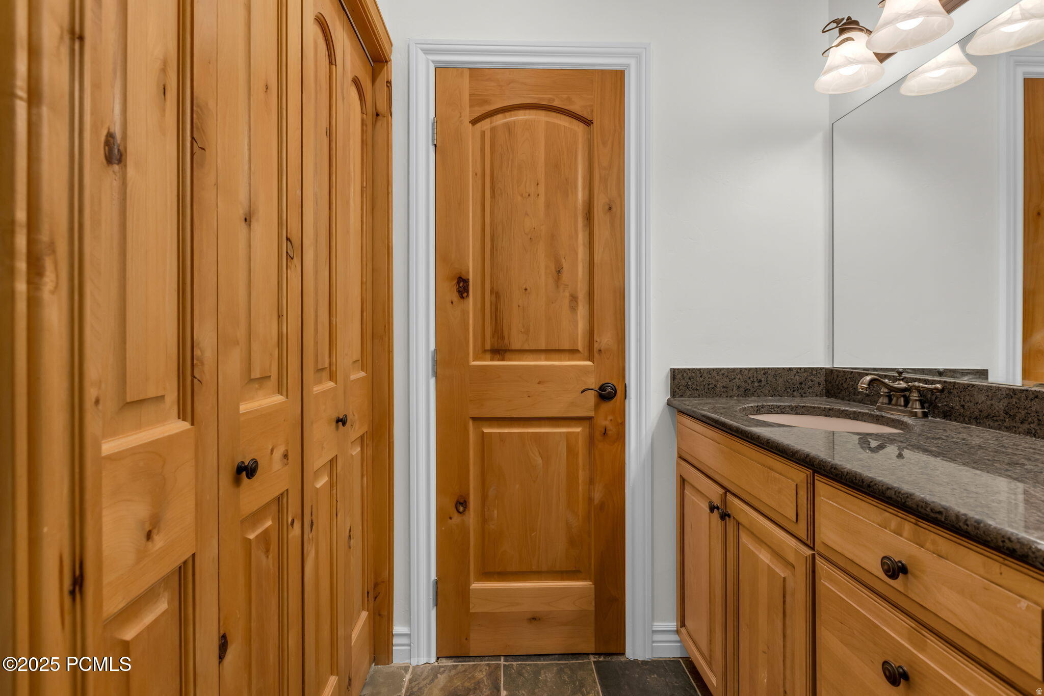 PROSPECTOR SQUARE - Residential