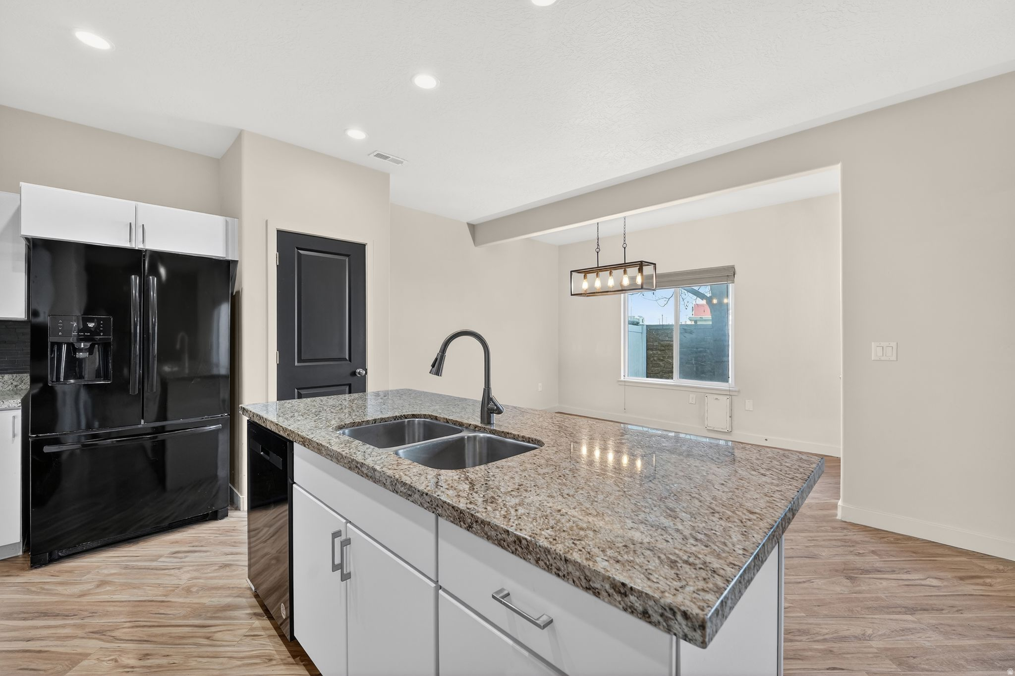 RUSHMORE PARK - Residential