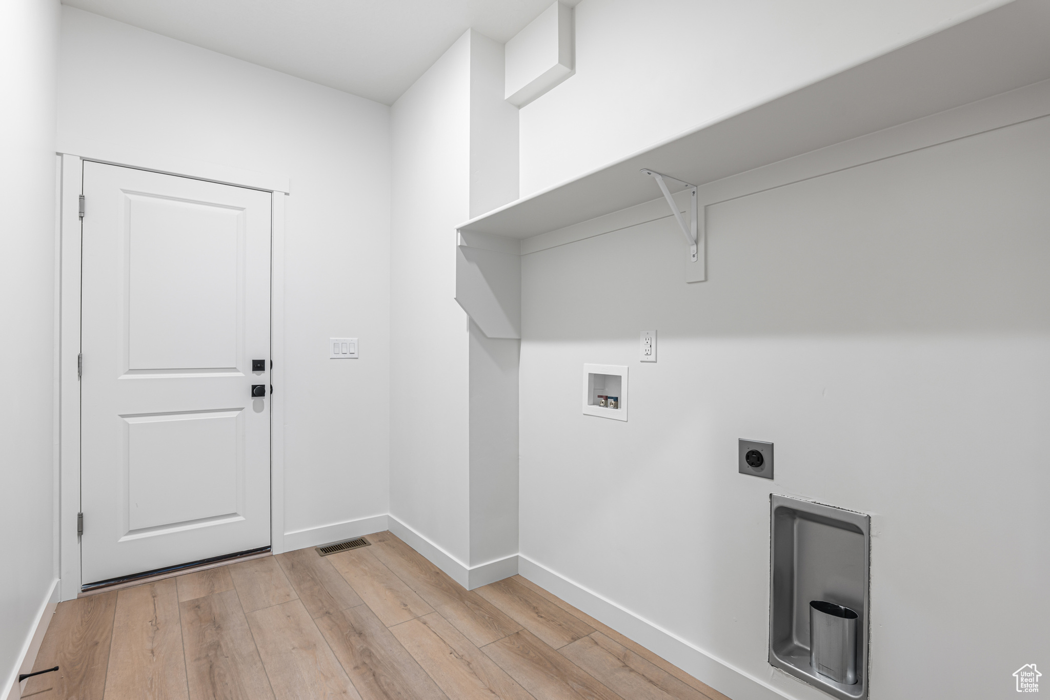 DAYBREAK - Residential