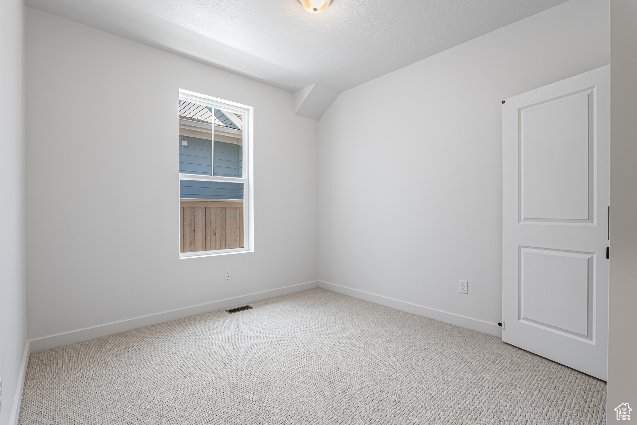 DAYBREAK - Residential