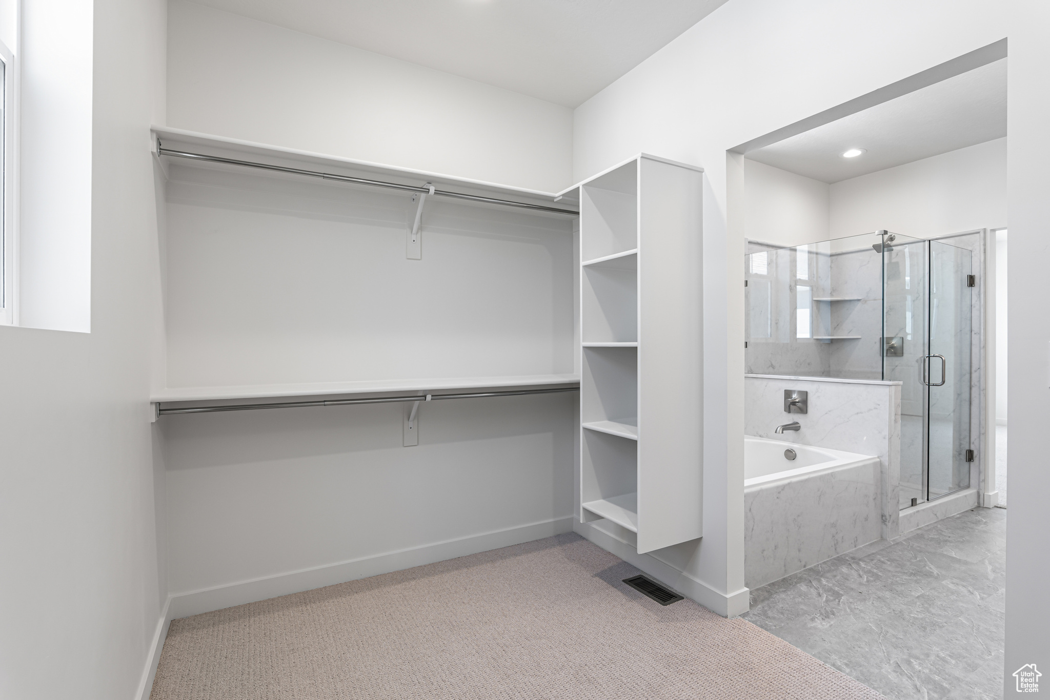 DAYBREAK - Residential