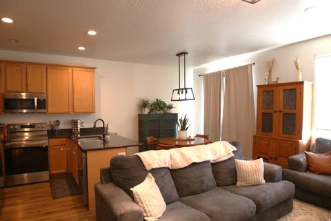 Tiny photo for 3753 N PRAIRIE GRASS DR, Lehi, UT 84048 (MLS # 2163053)