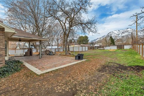 Tiny photo for 720 E 2600 N, North Ogden, UT 84414 (MLS # 2126334)