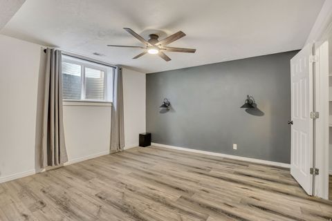 Tiny photo for 720 E 2600 N, North Ogden, UT 84414 (MLS # 2126334)