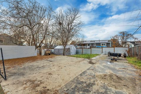 Tiny photo for 720 E 2600 N, North Ogden, UT 84414 (MLS # 2126334)