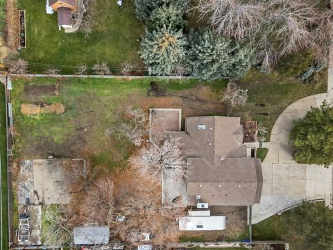 Tiny photo for 720 E 2600 N, North Ogden, UT 84414 (MLS # 2126334)