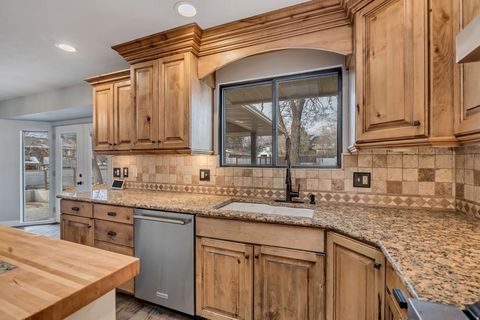 Tiny photo for 720 E 2600 N, North Ogden, UT 84414 (MLS # 2126334)