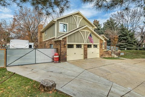Tiny photo for 720 E 2600 N, North Ogden, UT 84414 (MLS # 2126334)