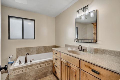 Tiny photo for 720 E 2600 N, North Ogden, UT 84414 (MLS # 2126334)