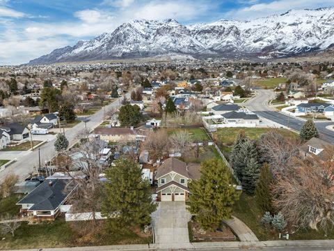 Tiny photo for 720 E 2600 N, North Ogden, UT 84414 (MLS # 2126334)