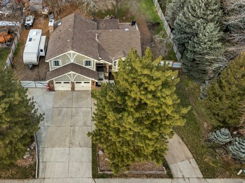 Tiny photo for 720 E 2600 N, North Ogden, UT 84414 (MLS # 2126334)