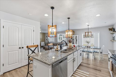 Tiny photo for 2996 S 2550 W, Syracuse, UT 84075 (MLS # 2126846)