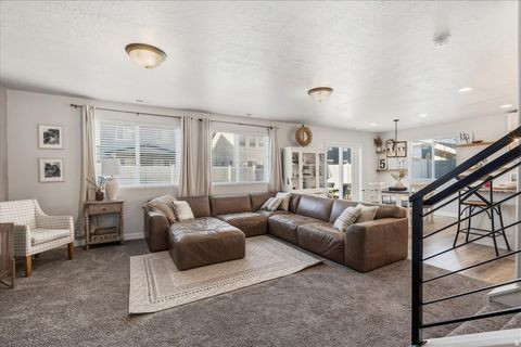 Tiny photo for 2996 S 2550 W, Syracuse, UT 84075 (MLS # 2126846)