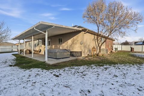 Tiny photo for 3505 W 2500 N, Plain City, UT 84404 (MLS # 2125671)