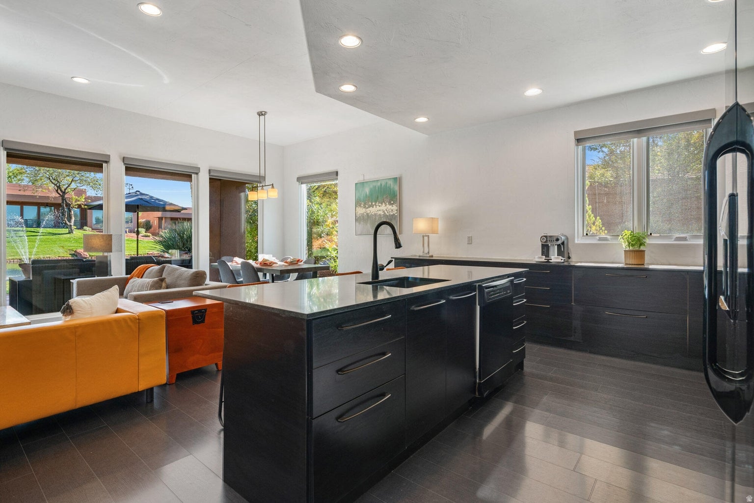 PAIUTE SPRINGS AT ENTRADA - Residential