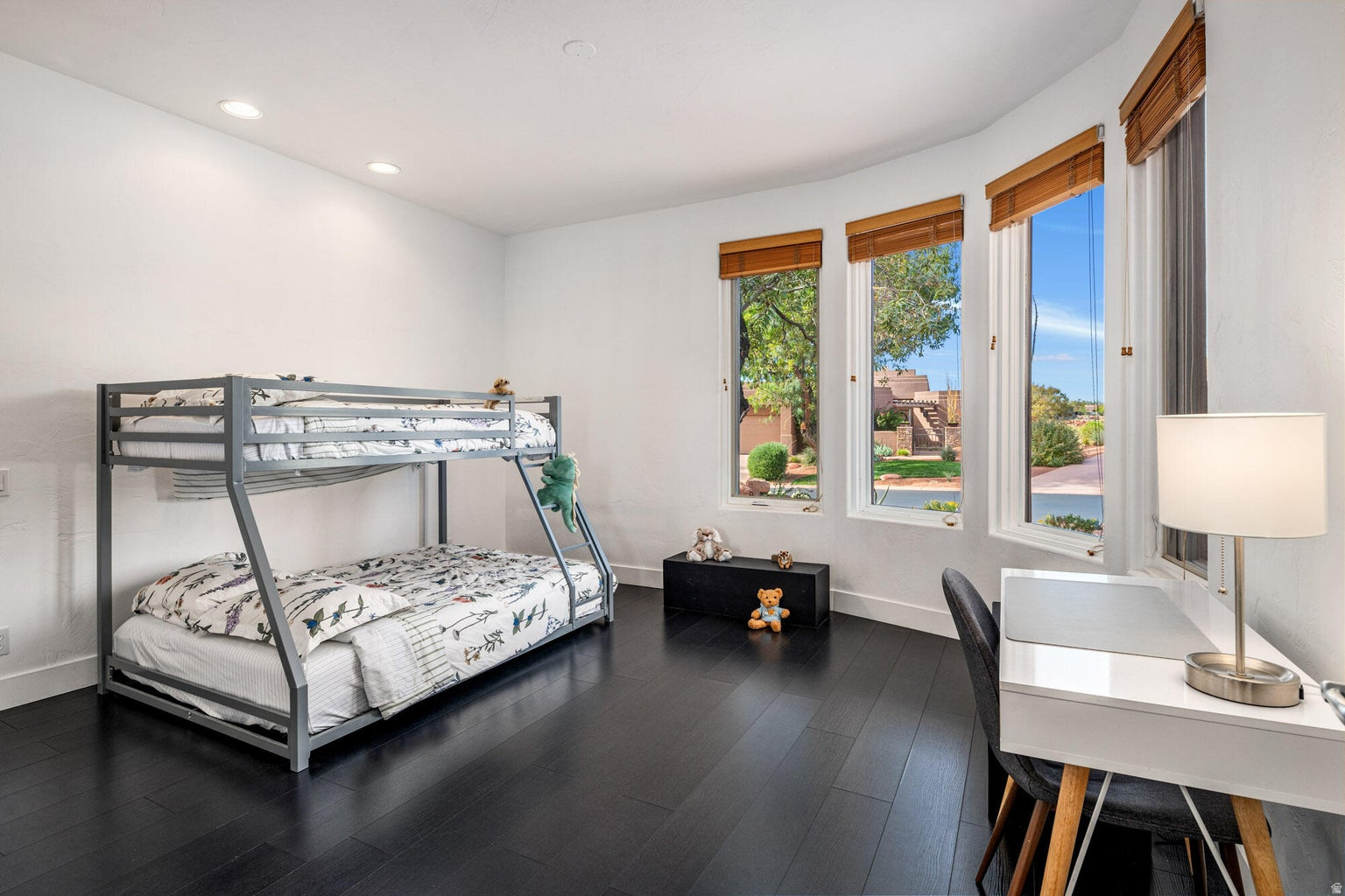 PAIUTE SPRINGS AT ENTRADA - Residential