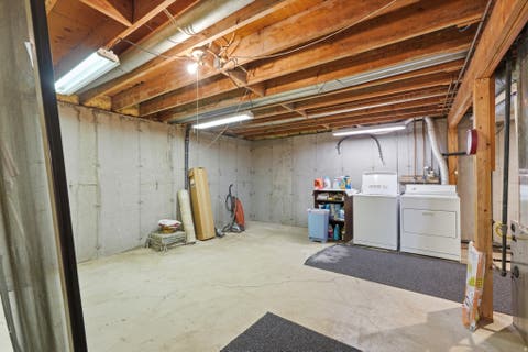 Tiny photo for 748 E ANTELOPE DR N, Layton, UT 84041 (MLS # 2179912)