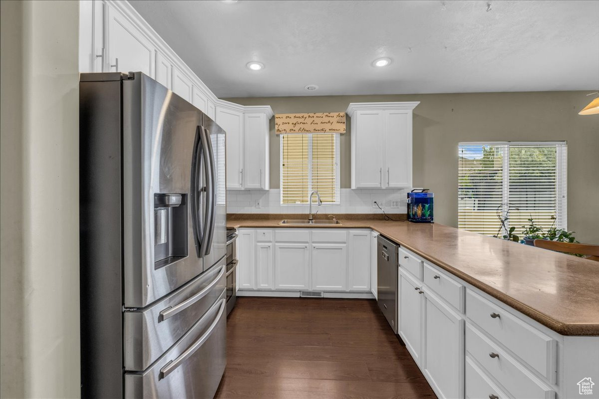 6636 Scarsborough Ln, West Jordan, Utah image 8