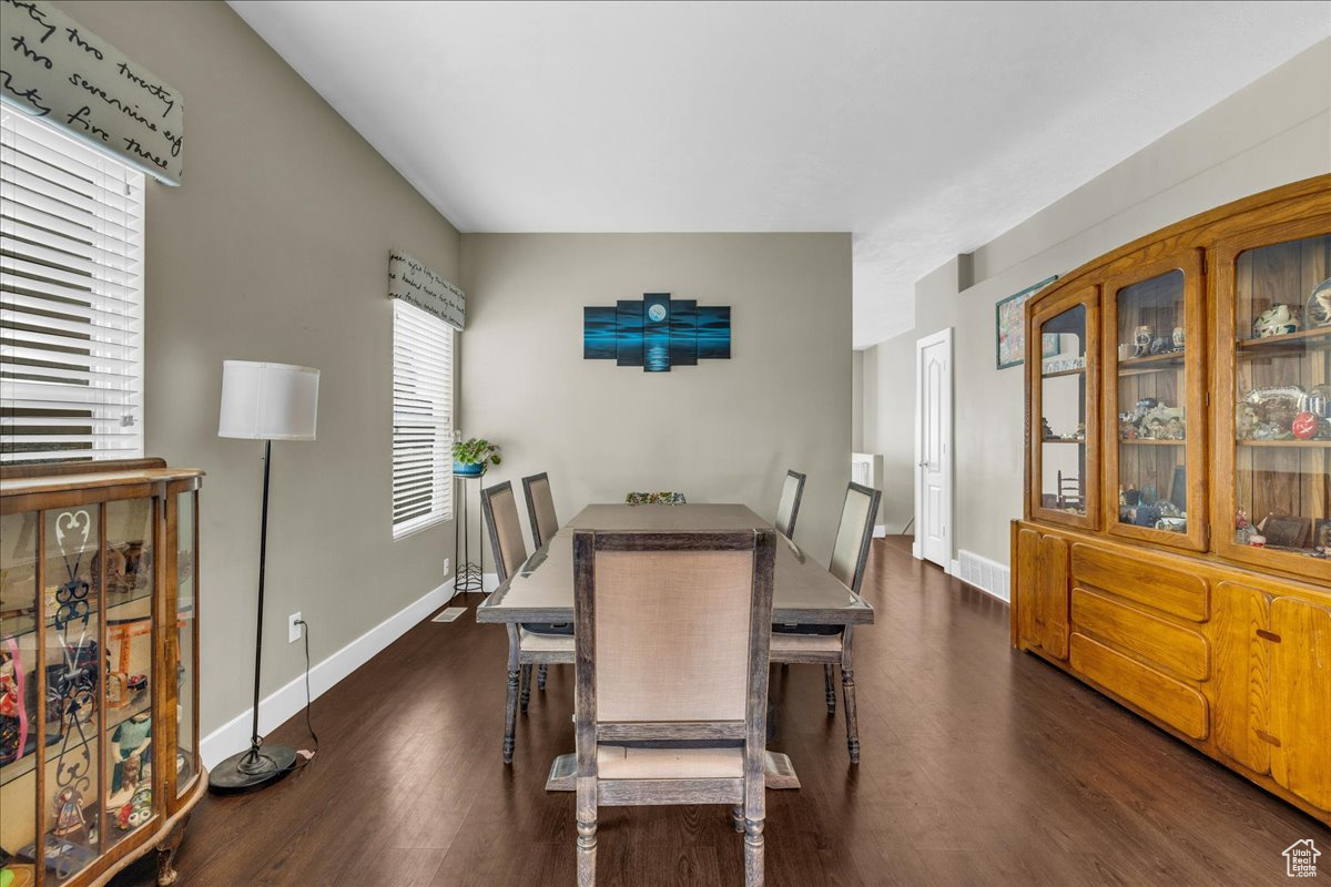 6636 Scarsborough Ln, West Jordan, Utah image 7