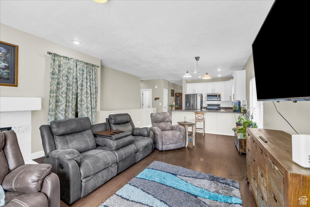 6636 Scarsborough Ln, West Jordan, Utah image 4