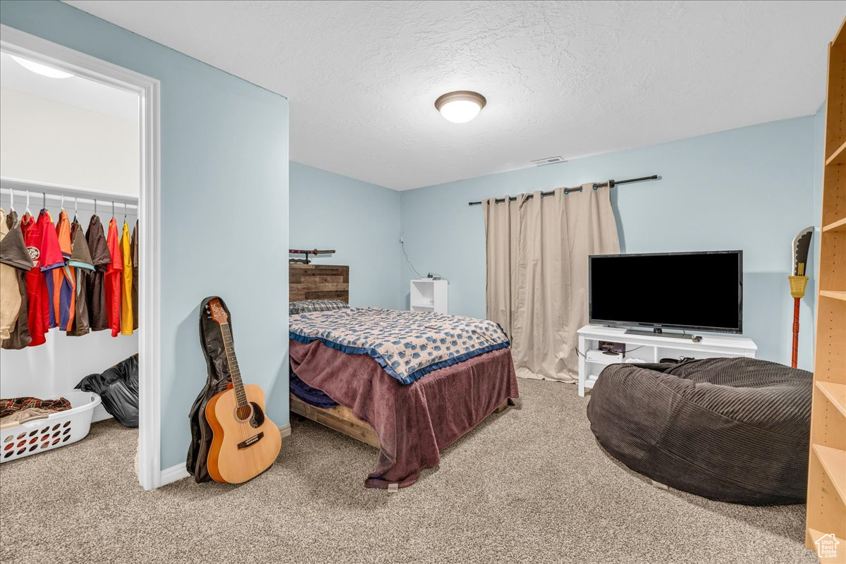 6636 Scarsborough Ln, West Jordan, Utah image 17