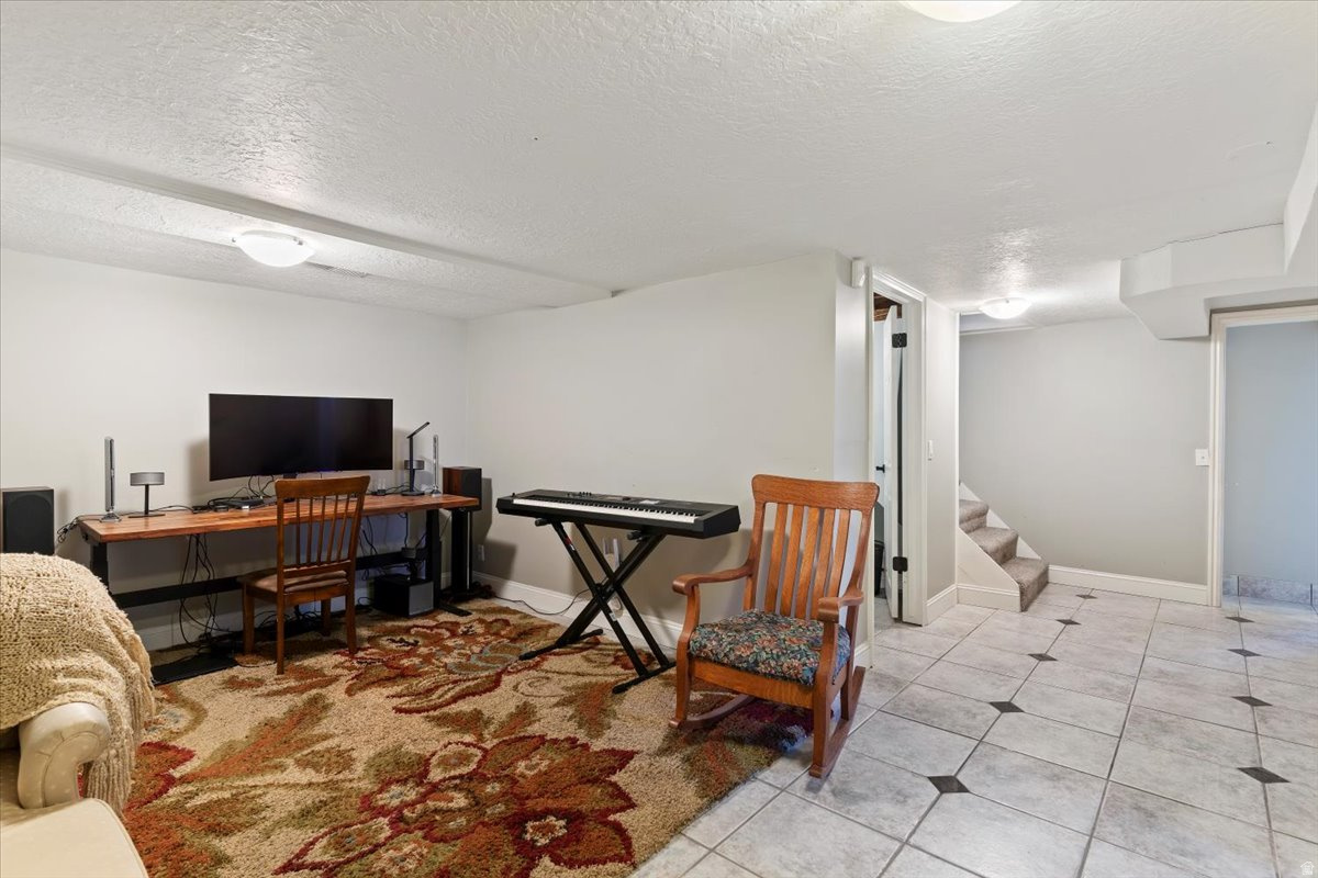 NOB HILL - Residential