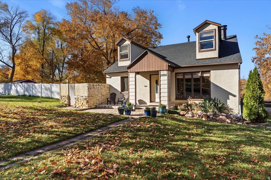 Photo of 2805 S POLK Ave E, Ogden, UT 84403 (MLS # 2122625)