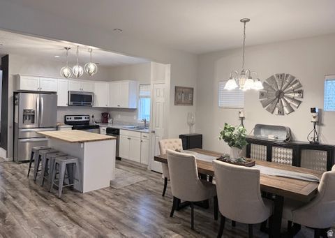 Tiny photo for 1388 W NORTH PADDOCK DR S, Farmington, UT 84025 (MLS # 2124367)