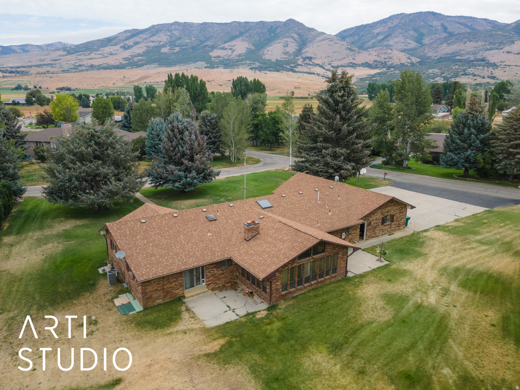 MINNIE CREEK ESTATES - Residential