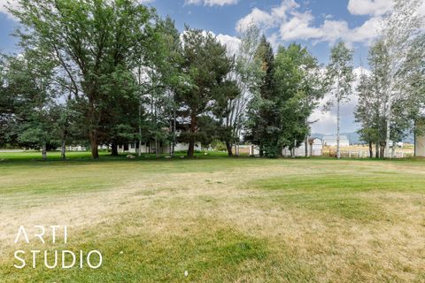 Tiny photo for 1785 N 6250 E, Eden, UT 84310 (MLS # 2145409)