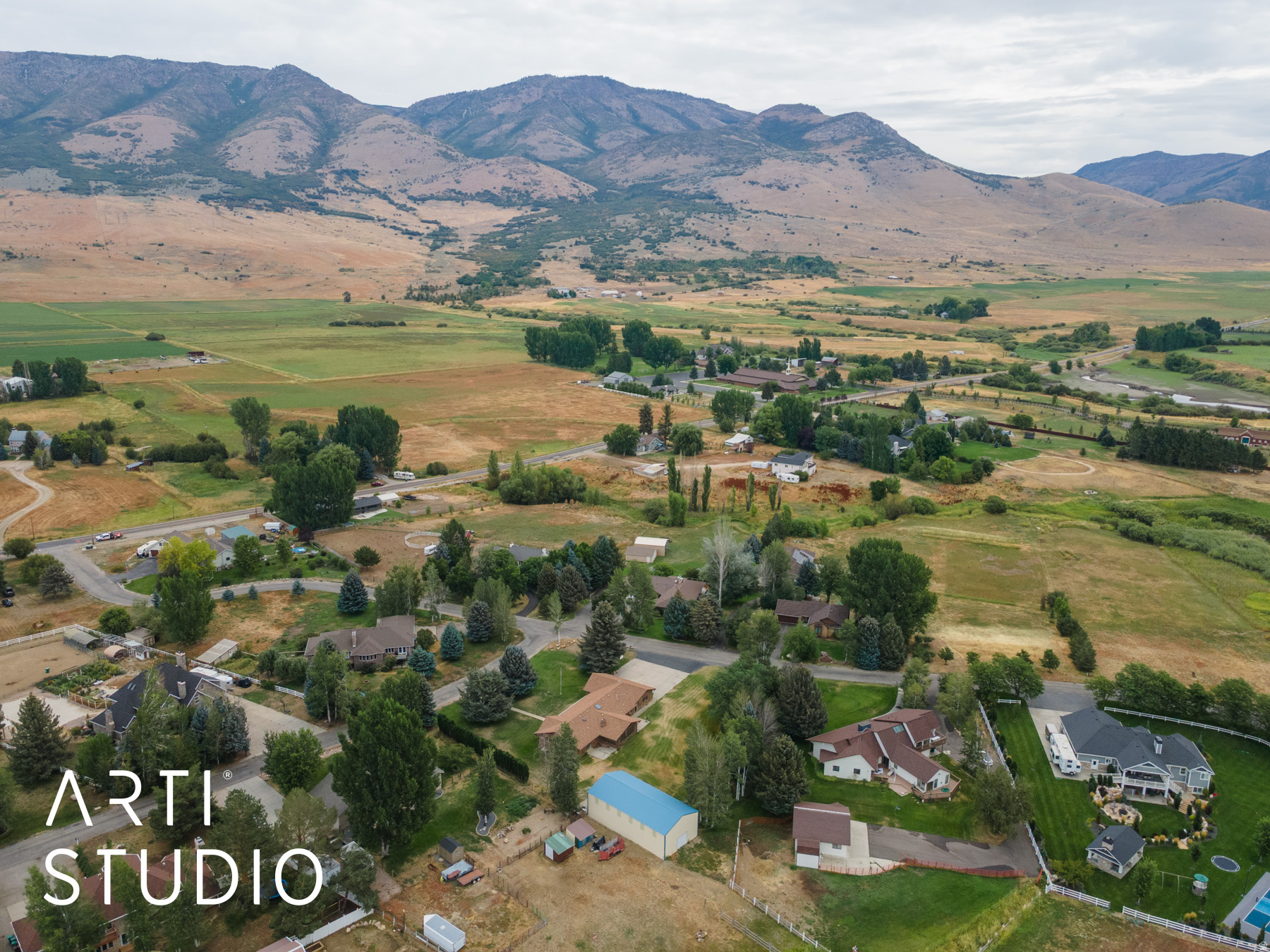 MINNIE CREEK ESTATES - Residential