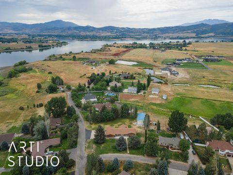 Tiny photo for 1785 N 6250 E, Eden, UT 84310 (MLS # 2145409)