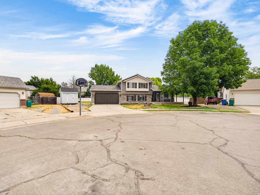 Photo of 427 S 700 W, Lehi, UT 84043 (MLS # 2174287)