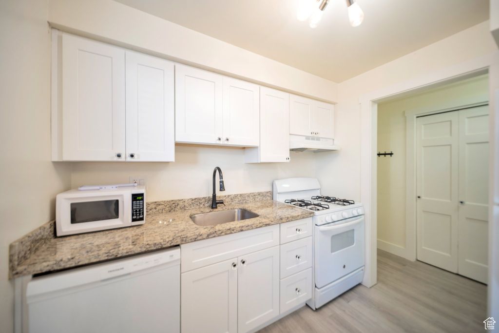 Photo of 2220 E MURRAY HOLLADAY RD #122, Salt Lake City, UT 84117 (MLS # 2114328)