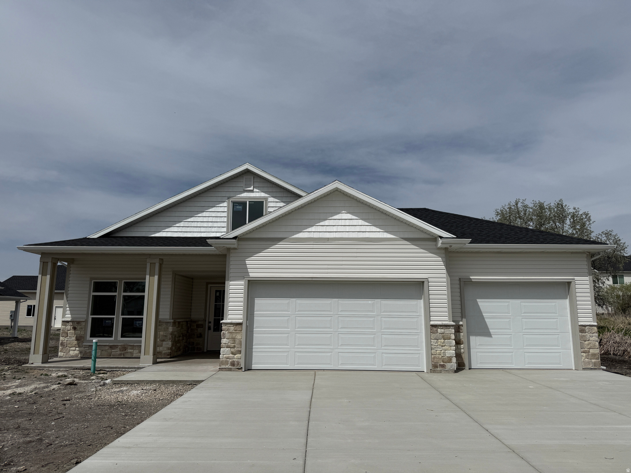 SPRING CREEK - Residential