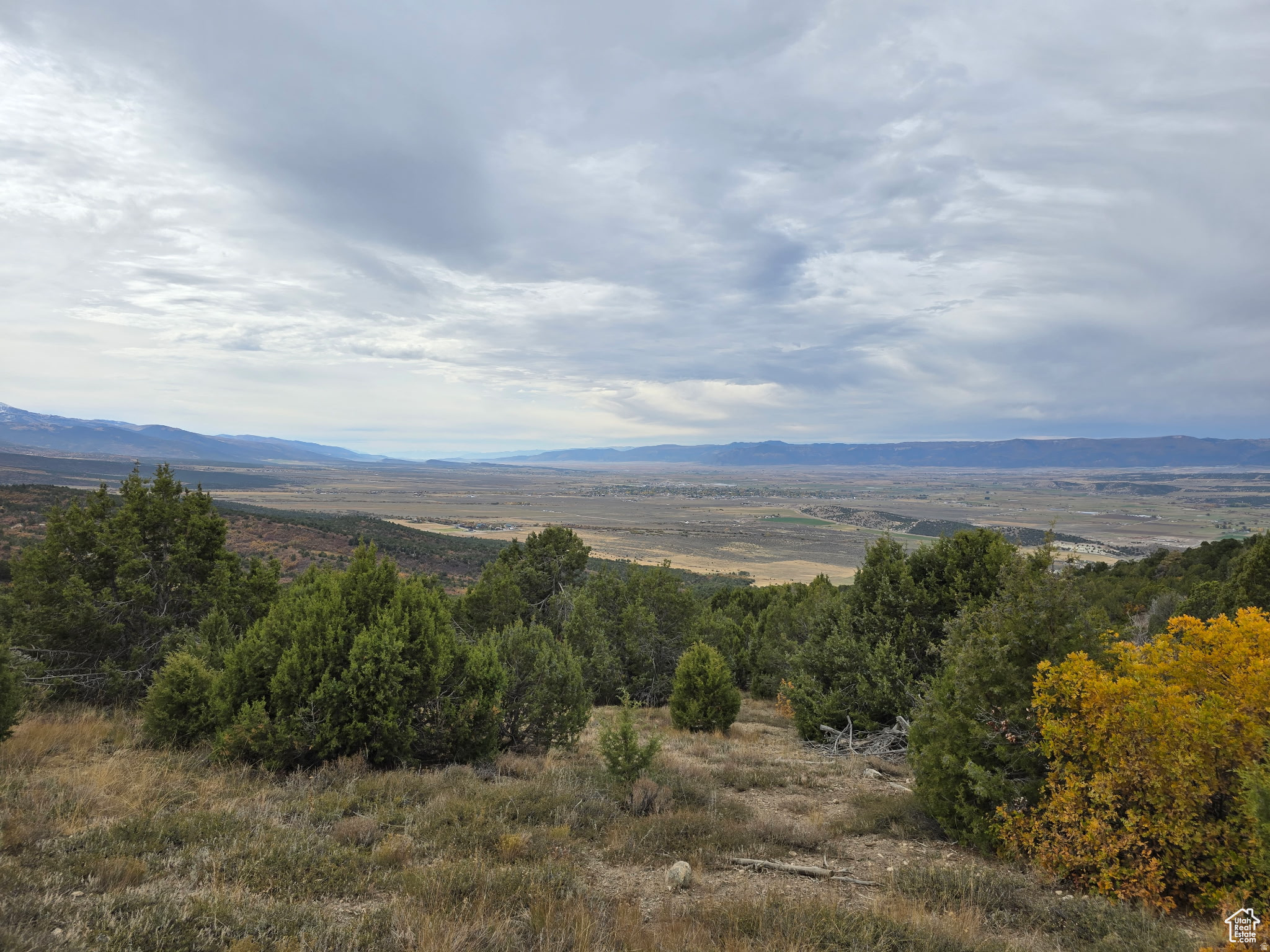 PLAT B ASPEN HILLS - Land