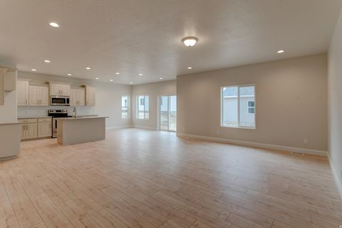 Tiny photo for 1666 S WINDSONG DR #365, Santaquin, UT 84655 (MLS # 2151321)