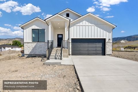 Homes For Sale - 527 E 620<br/> Smithfield, UT 84335