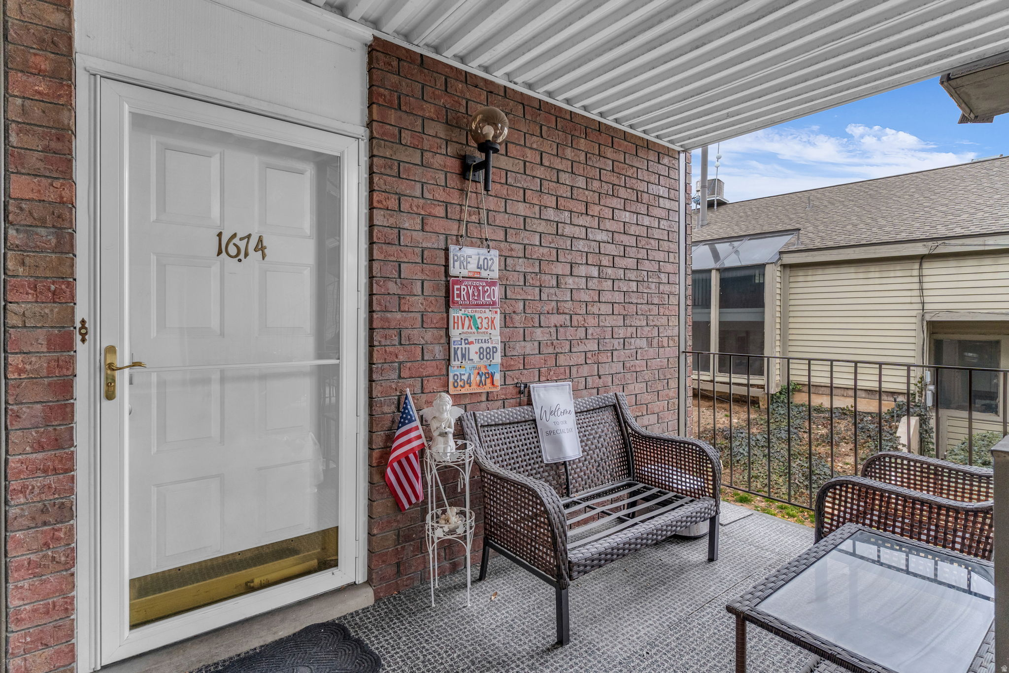 WILLOWBROOK - Residential