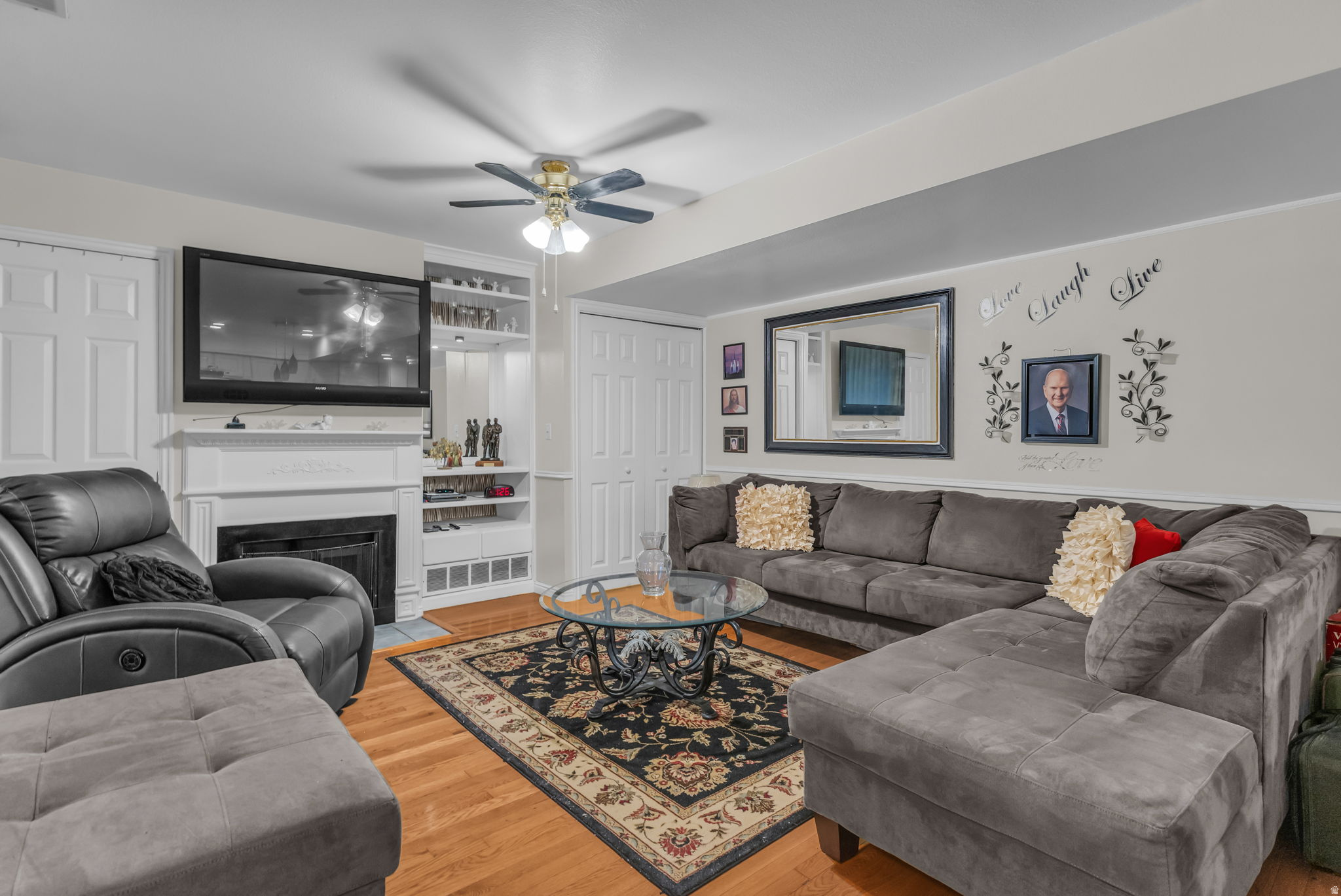 WILLOWBROOK - Residential