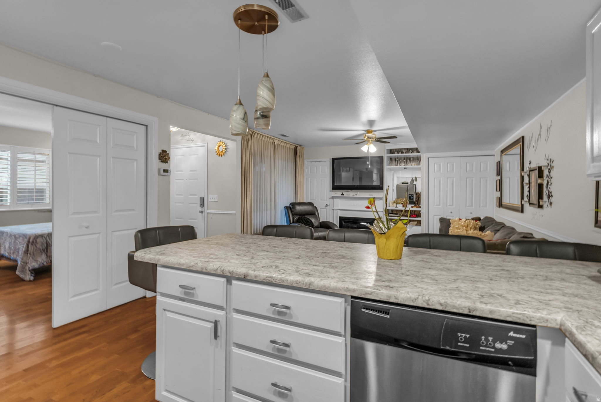 WILLOWBROOK - Residential