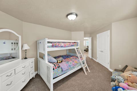 Tiny photo for 579 W 2400 S, Syracuse, UT 84075 (MLS # 2180562)