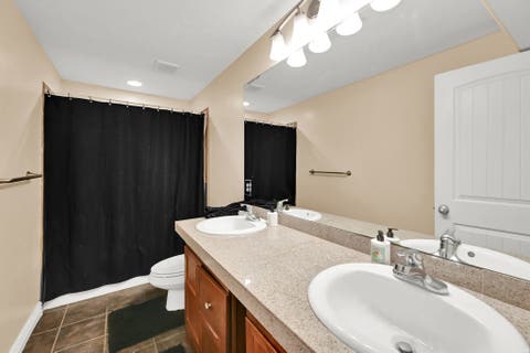 Tiny photo for 579 W 2400 S, Syracuse, UT 84075 (MLS # 2180562)