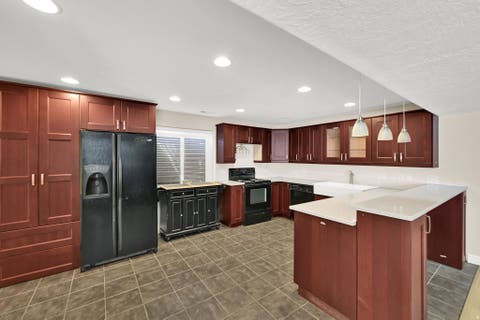Tiny photo for 579 W 2400 S, Syracuse, UT 84075 (MLS # 2180562)