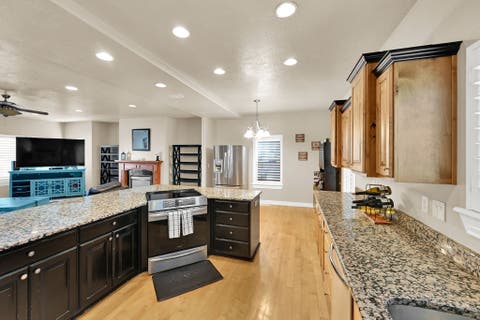 Tiny photo for 579 W 2400 S, Syracuse, UT 84075 (MLS # 2180562)