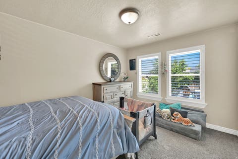 Tiny photo for 579 W 2400 S, Syracuse, UT 84075 (MLS # 2180562)