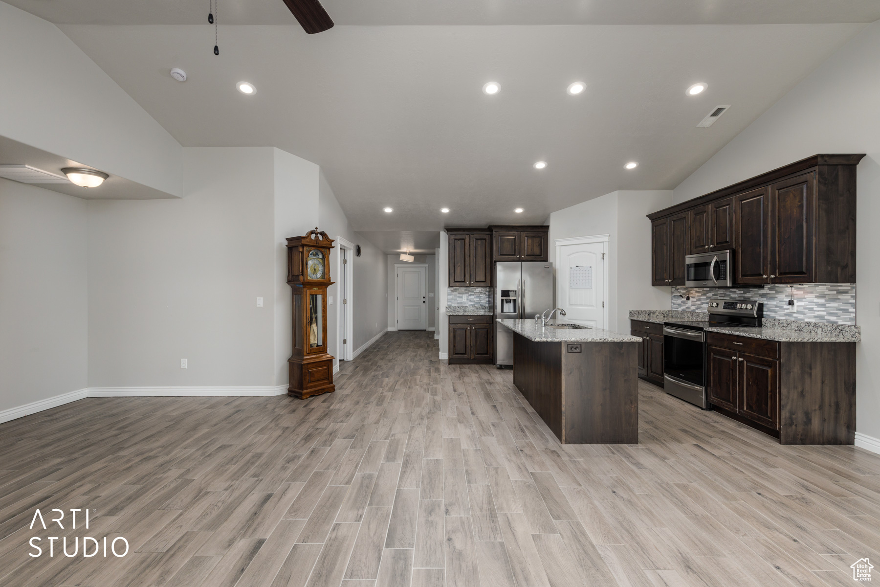 THE VILLAS AT COUNTRY HAVEN - Residential