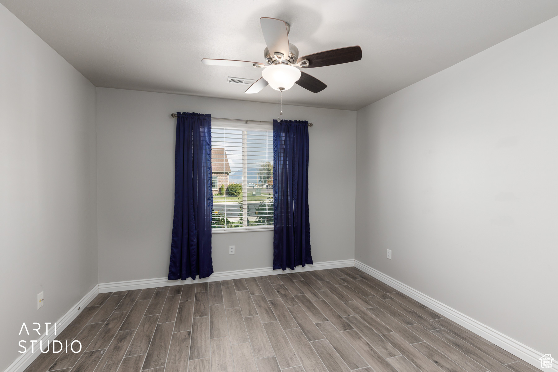 THE VILLAS AT COUNTRY HAVEN - Residential