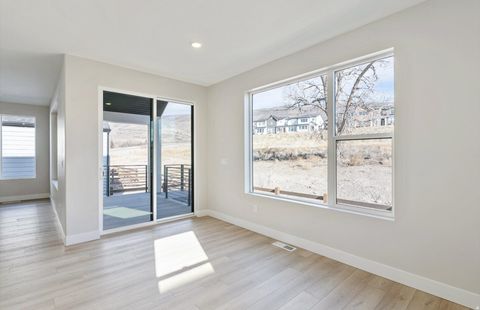 Tiny photo for 2434 N STONEY PATH WAY Way, Heber City, UT 84032 (MLS # 2138610)