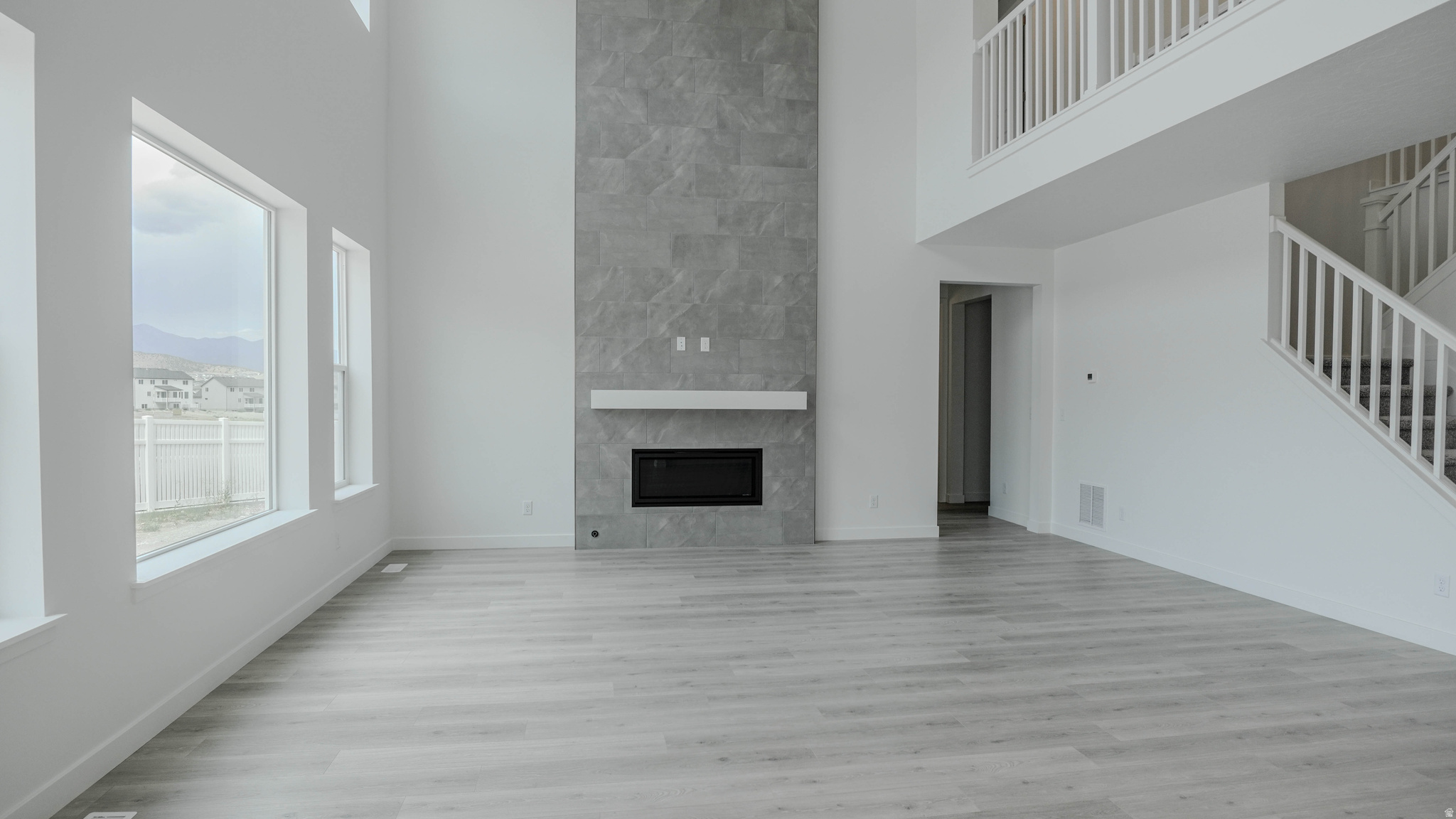 CANTON RIDGE - Residential